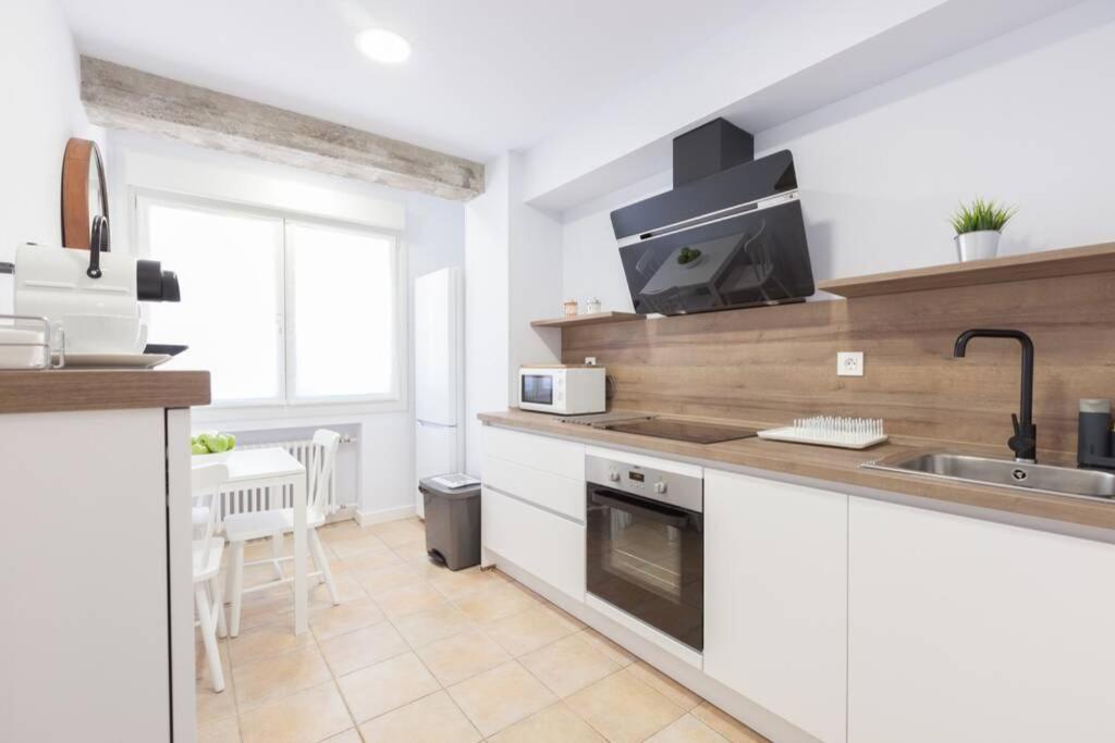 New Gorgeous Central Apartment - Beachfront - 3 Bd San Sebastián Eksteriør bilde
